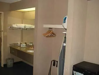 Hotel 6 Forth Worth 2*